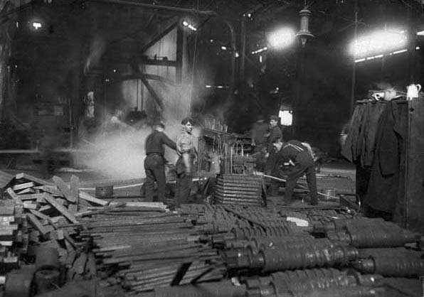 In the Mill. Pittsburgh, Pennsylvania, 1909.