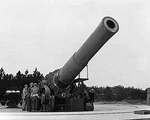 A 16-inch Howitzer and the Men who Operate It. Fort Story, Virginia.